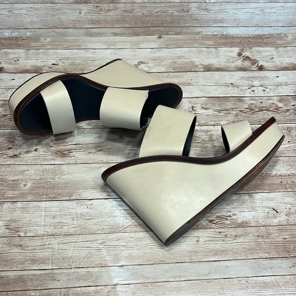 Tory Burch Butter Cream 5” Wedges Strapless Sandals Size 9-1/2M - Picture 4 of 13